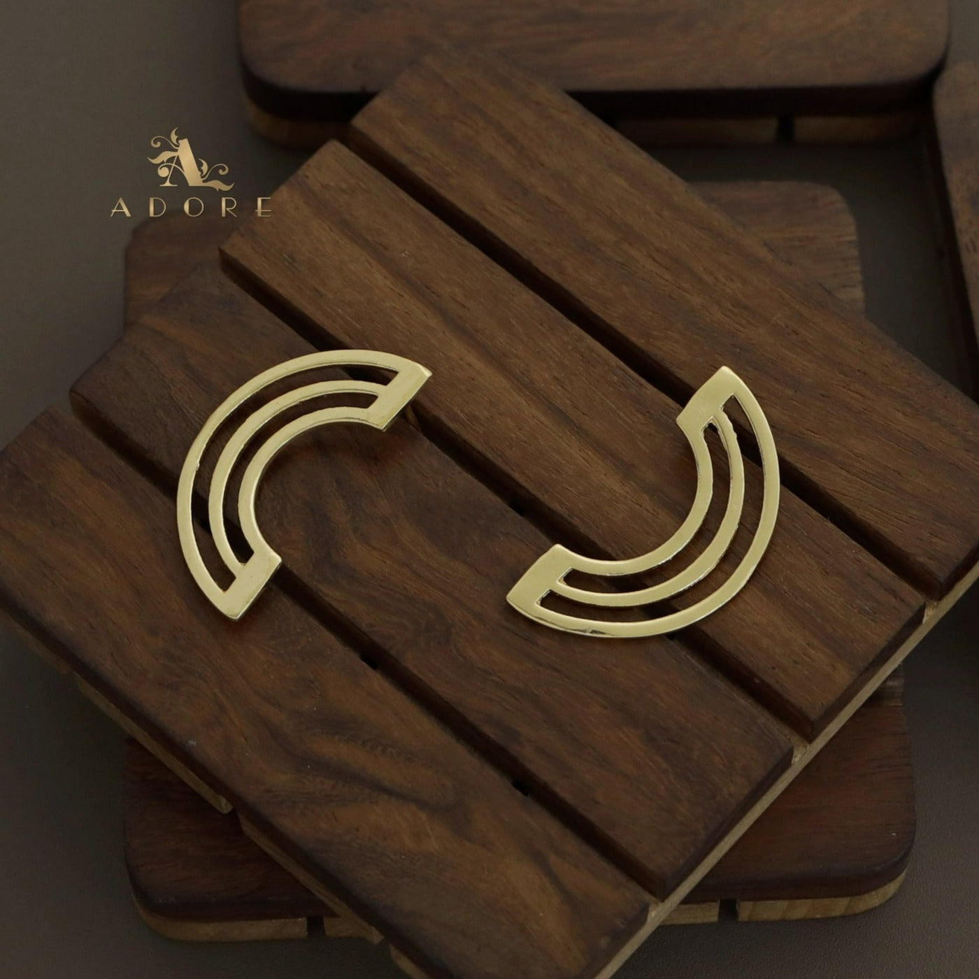 Triple Curviya Earring