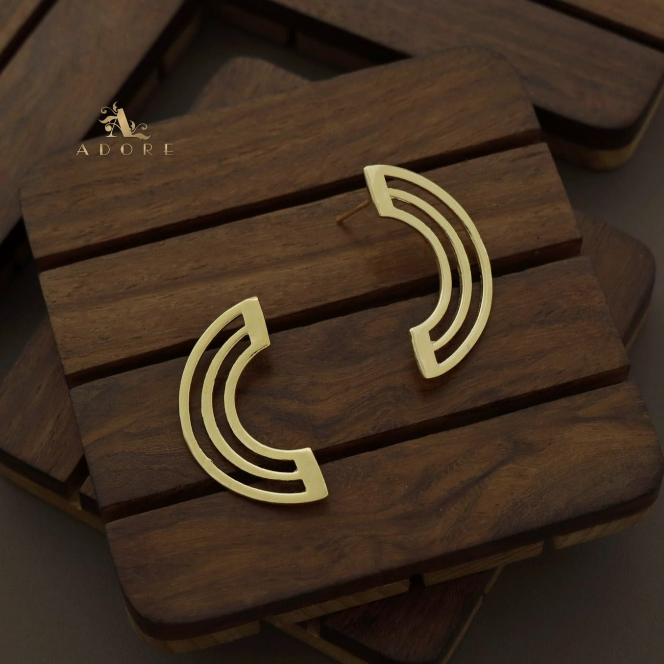 Triple Curviya Earring