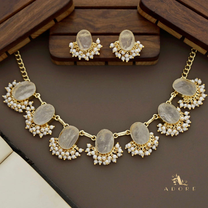 Alessandra Raw Stone Oval Pearl Short Neckpiece With Earring