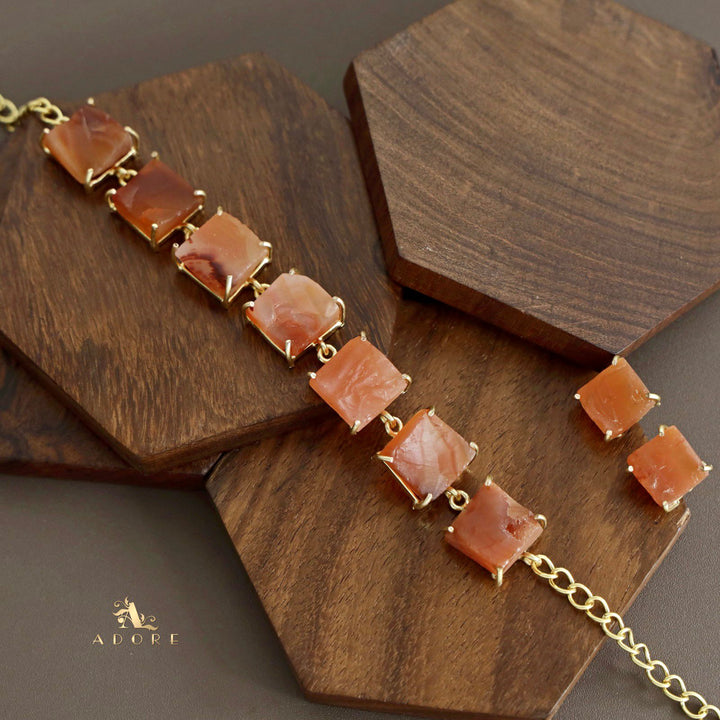 Raw Stone Square Claw Choker With Stud
