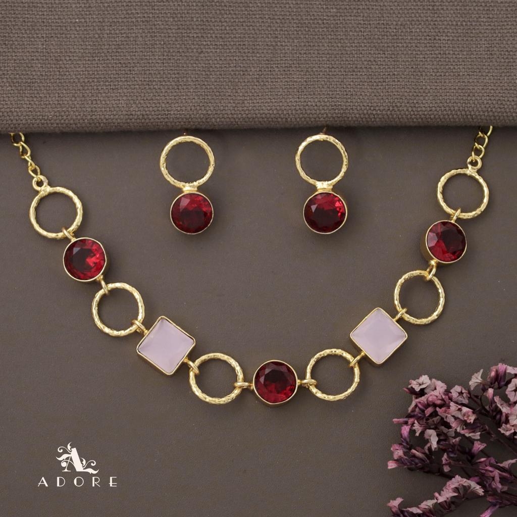 Golden Circle Glossy Round + Square Choker With Earring