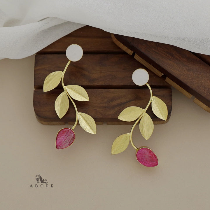 MOP Curvy Leafy Dyed Stone Earring