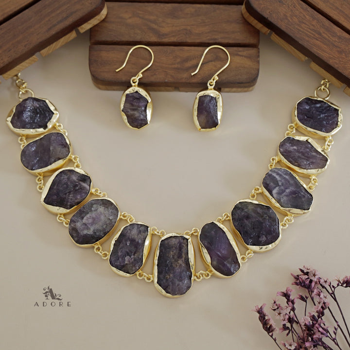 Bellavo Raw Stone Neckpiece With Earring