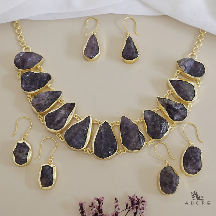 Bellavo Raw Stone Neckpiece With Earring