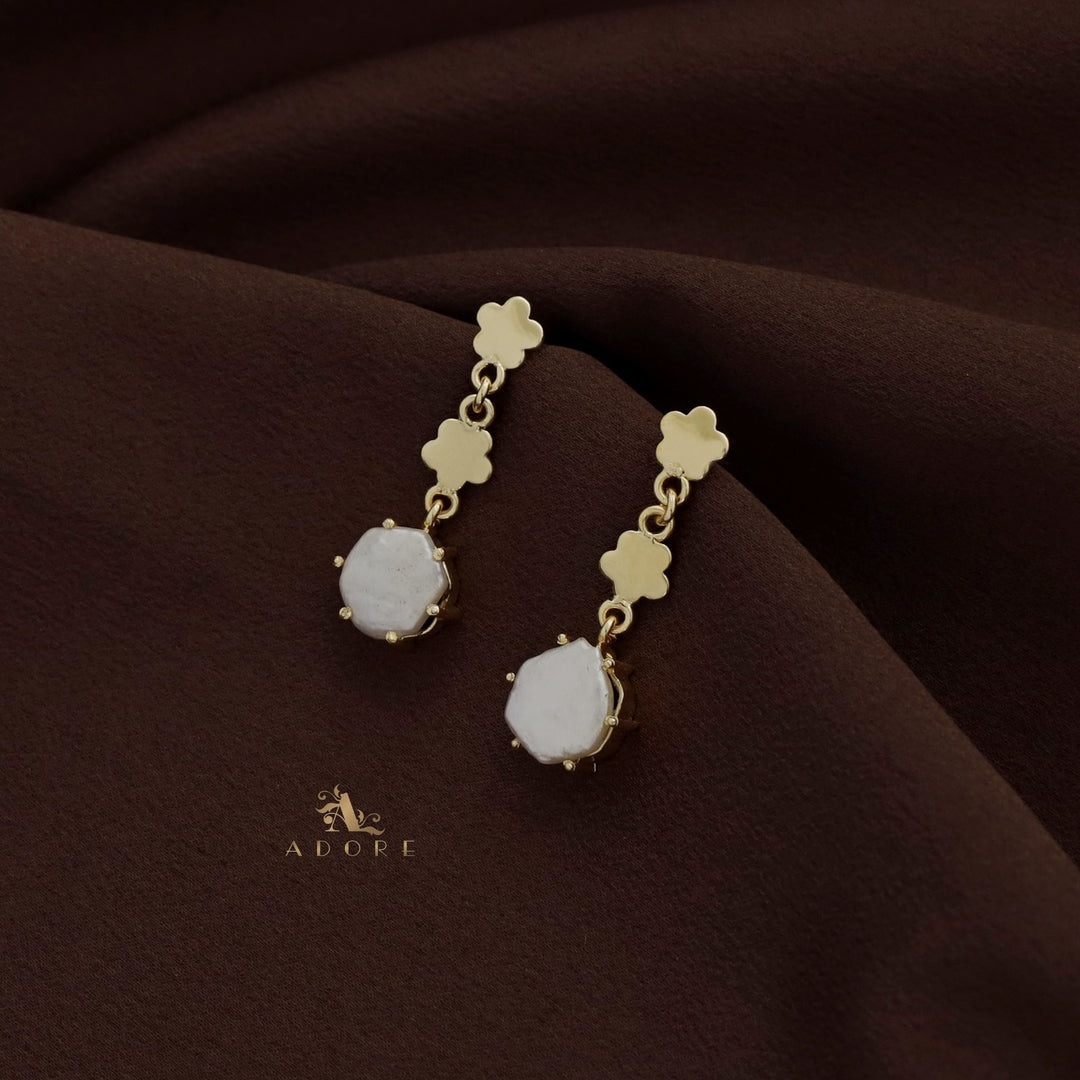 Golden Dual Flower Baroque Earring