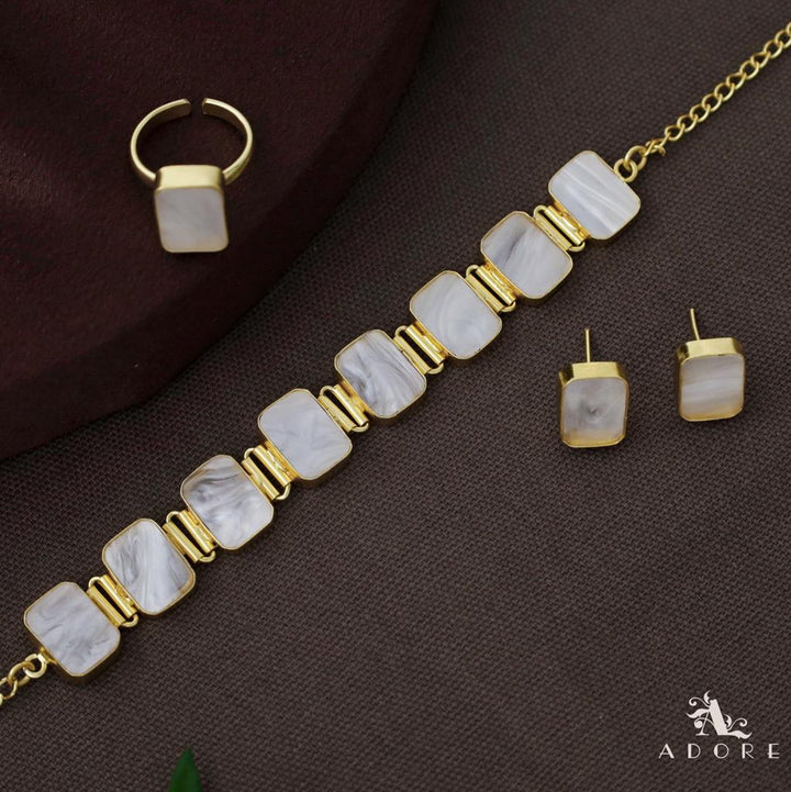 MOP Opaline Square Choker Combo Set