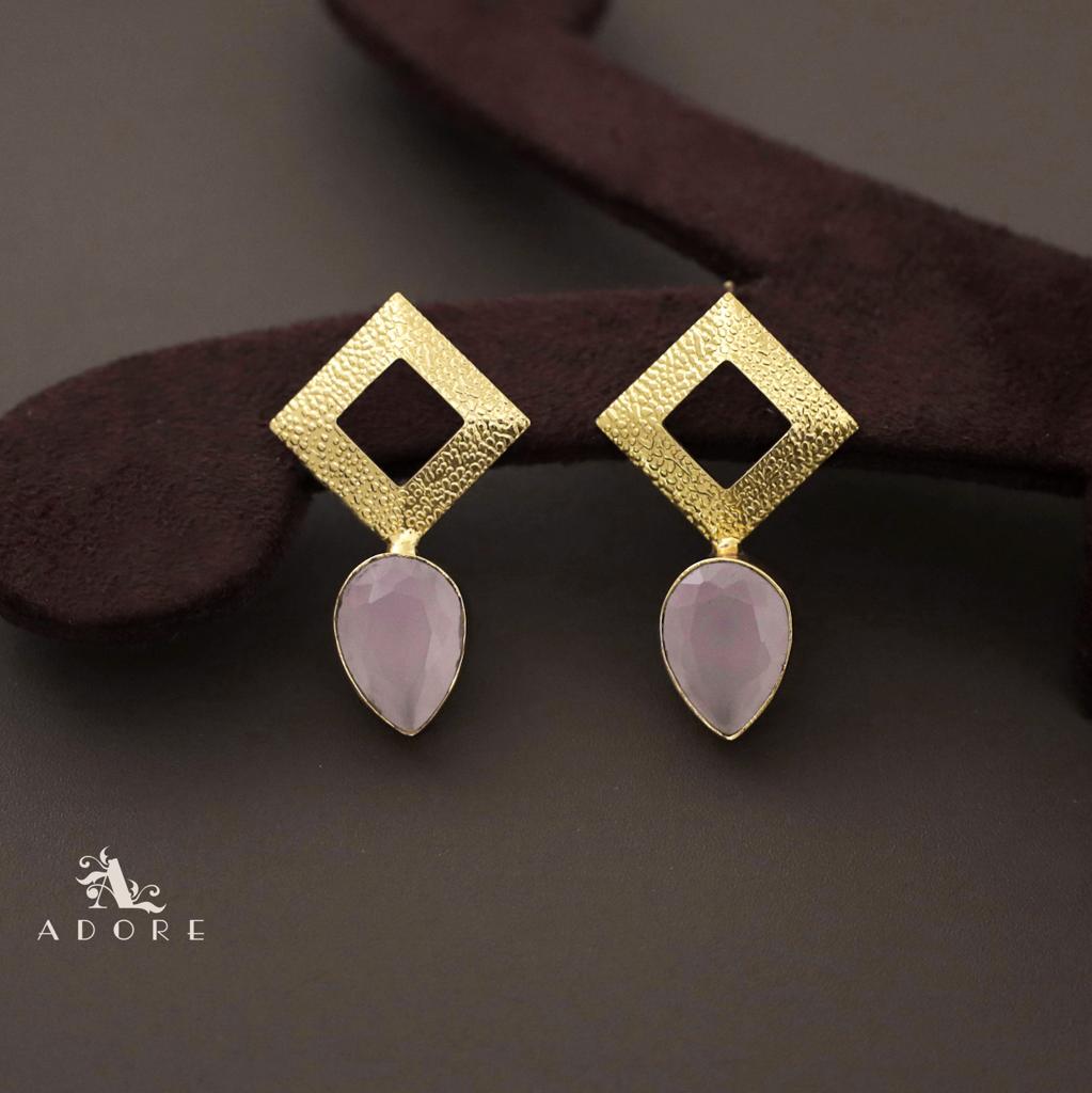 Golden Textured Diamond And Glossy Drop Earring