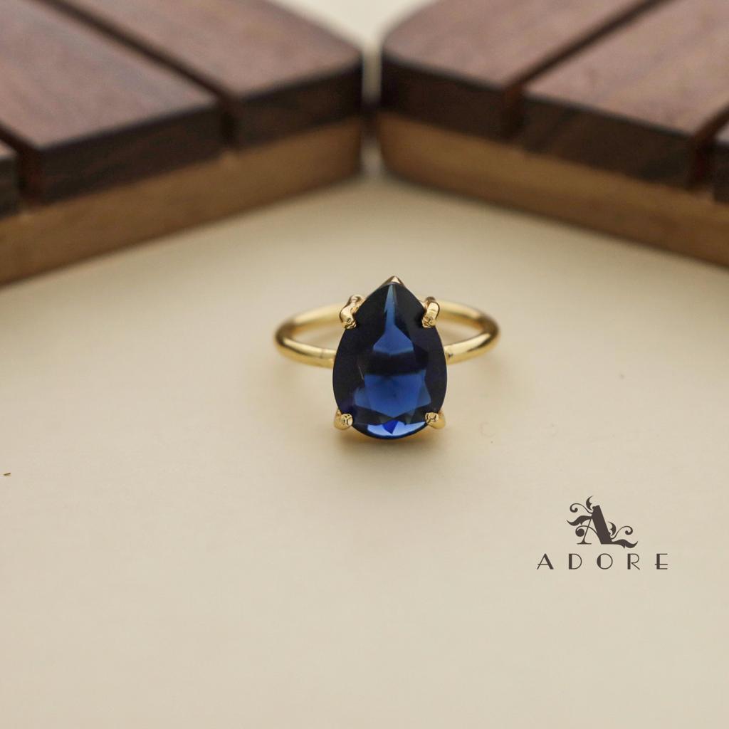 Golden Claw Glossy Drop Ring