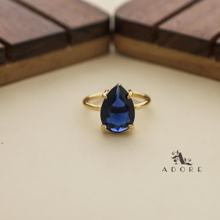 Golden Claw Glossy Drop Ring