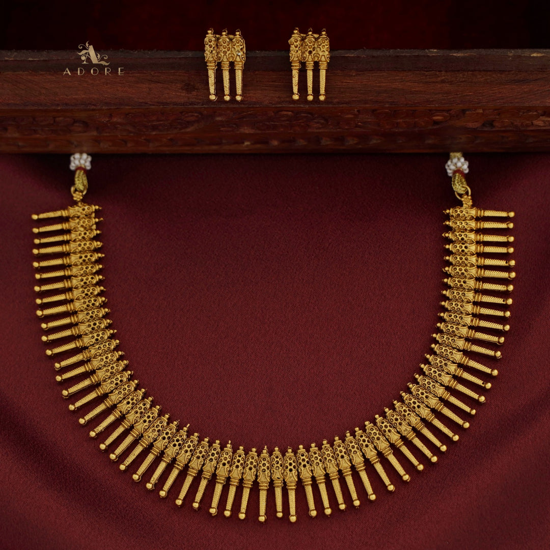 Umaya Jasmine Bud Short Neckpiece With Earring