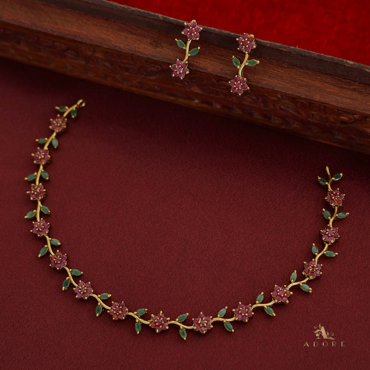Sayisree Flower Short AD Neckpiece With Earring