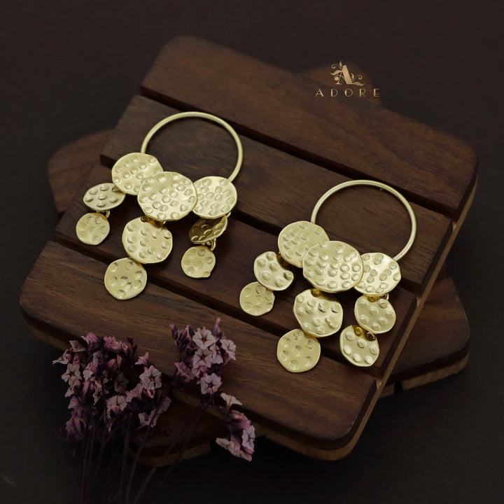 Golden Hammered Circle Thulip Earring