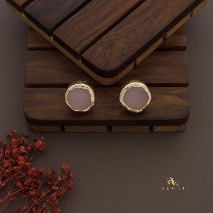 Daita Raw Stone Neckpiece With Stud