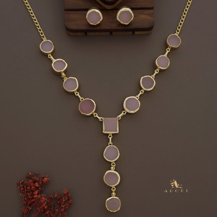 Daita Raw Stone Neckpiece With Stud