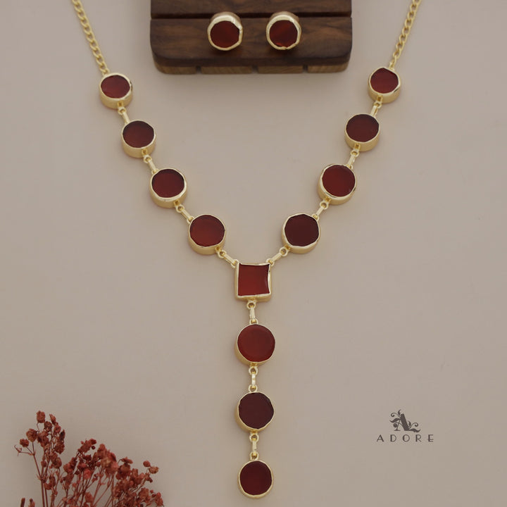 Daita Raw Stone Neckpiece With Stud