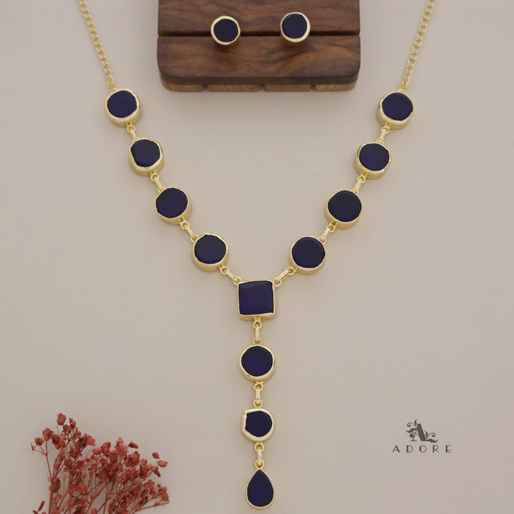 Daita Raw Stone Neckpiece With Stud