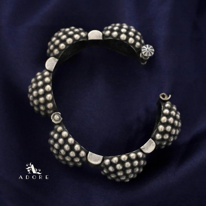 Adrithi Kada Openable Bangle