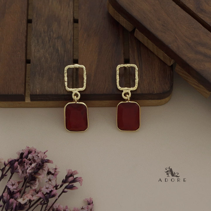 Golden Glossy Textured Rectangle Earring