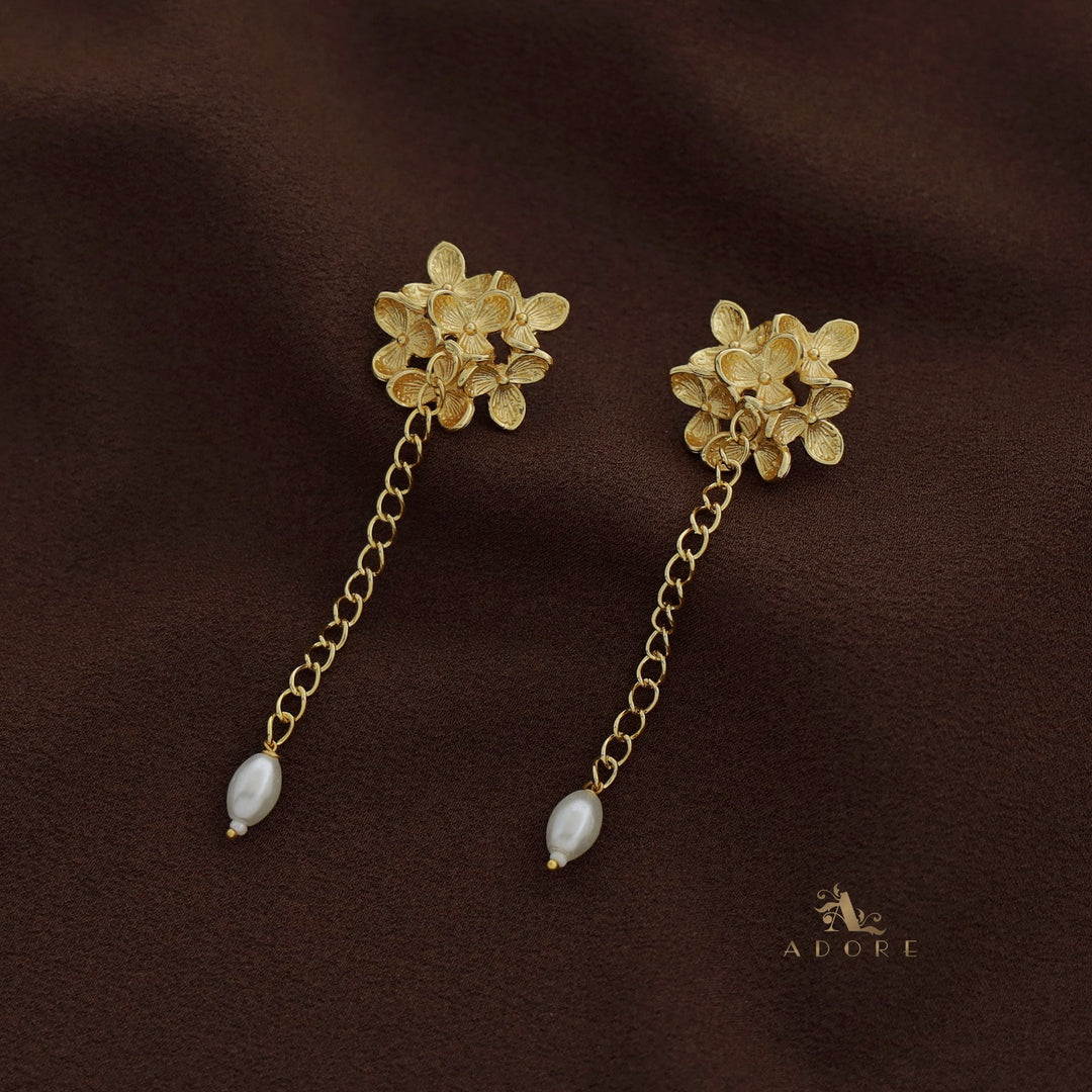 Golden Cluster Flower Chain Pearl Earring