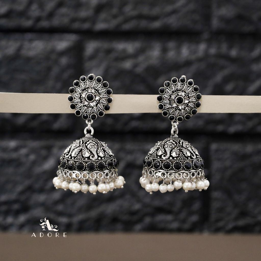 Ayushi Pearly Jhumka