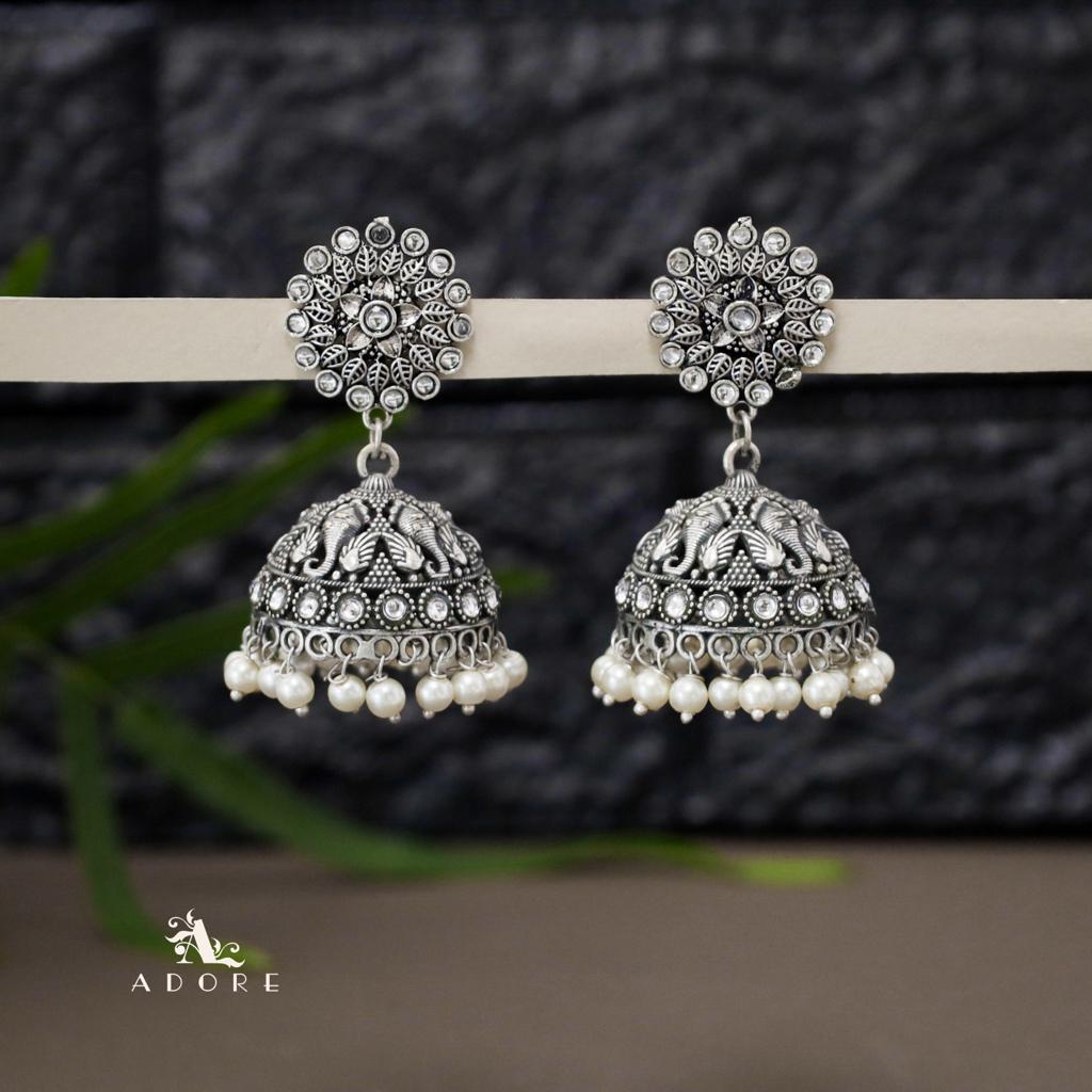 Ayushi Pearly Jhumka