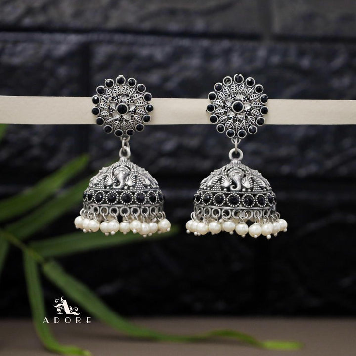 Ayushi Pearly Jhumka