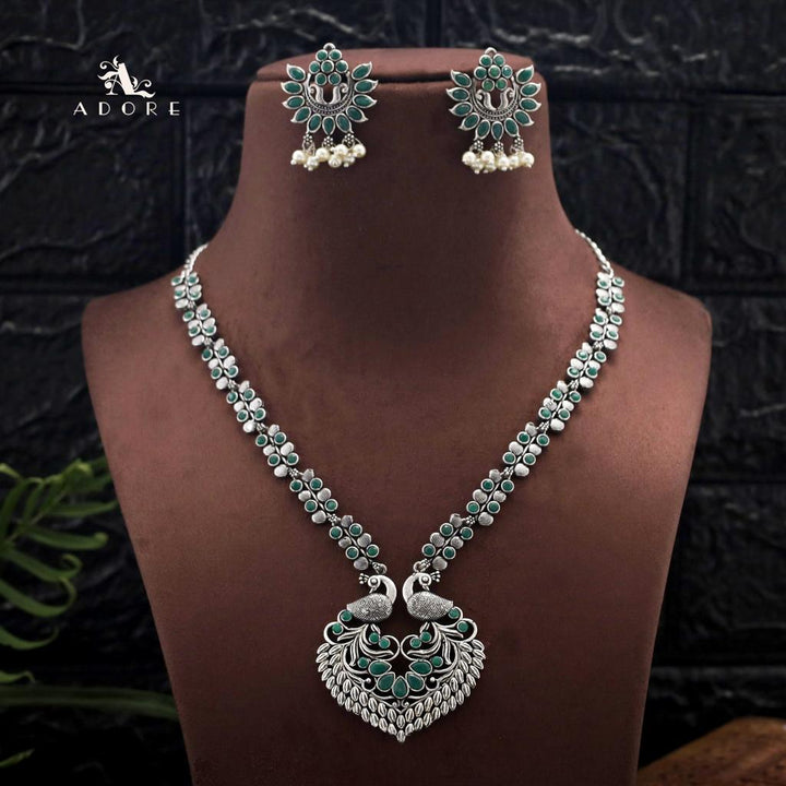 Tharaniya Neckpiece With Earring