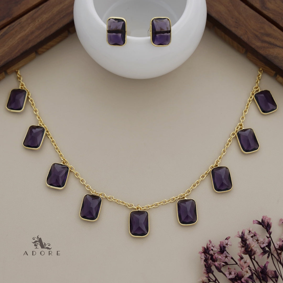 Hanging 9 Stone Rectangle Glossy Neckpiece With Stud
