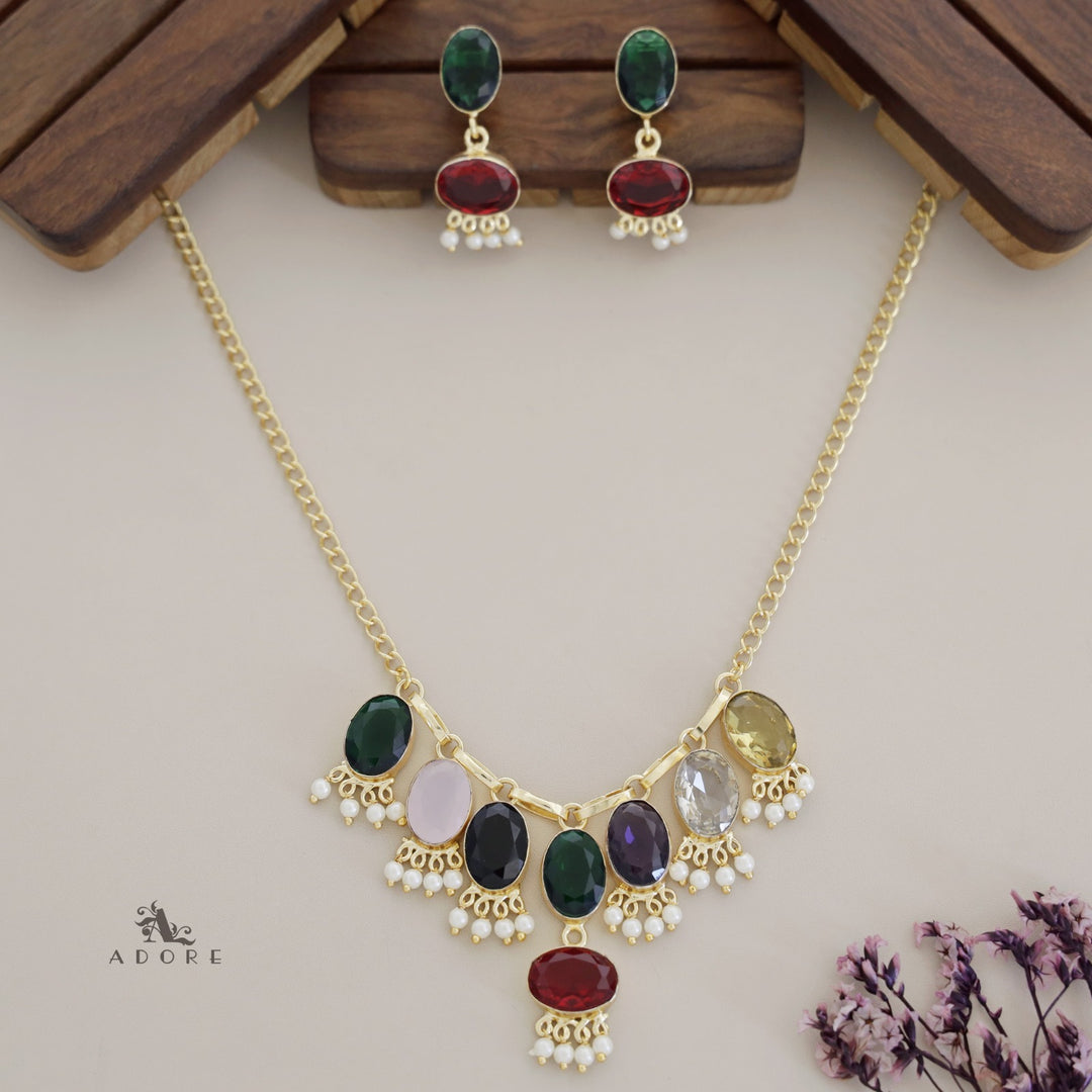 Linda Oval Glossy Cluster Pearl Neckpiece With Earring