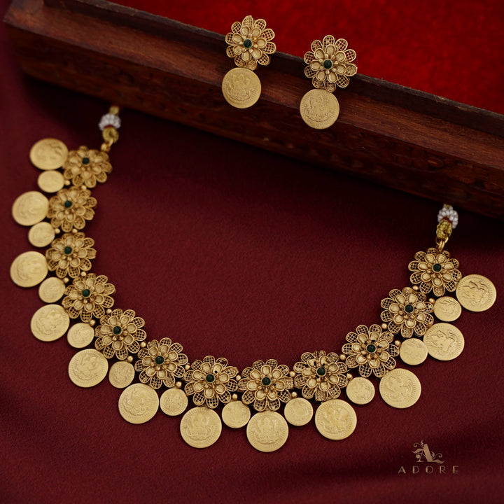 Vimala Flower Kashi Neckpiece With Earring