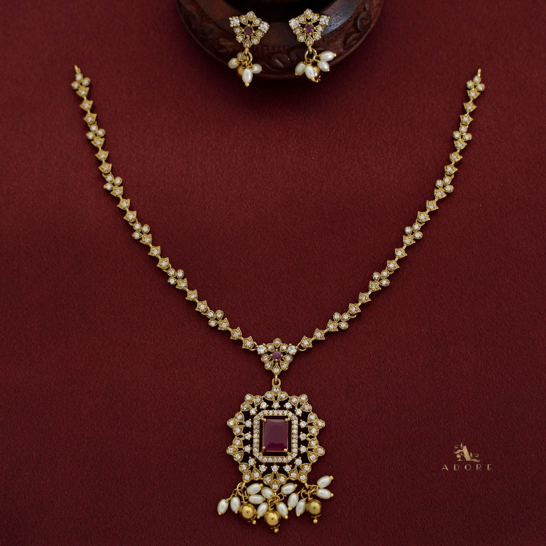 Sithara Short Neckpiece With Earring