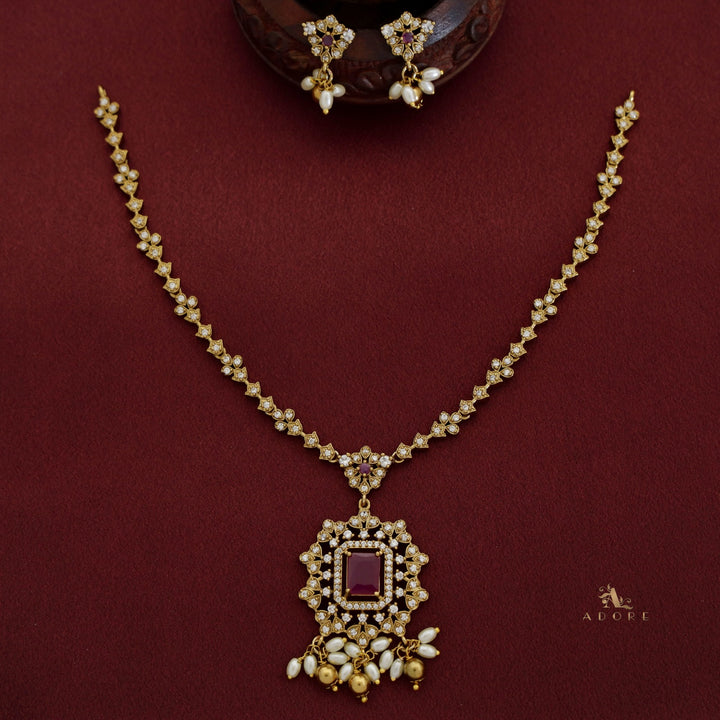 Sithara Short Neckpiece With Earring