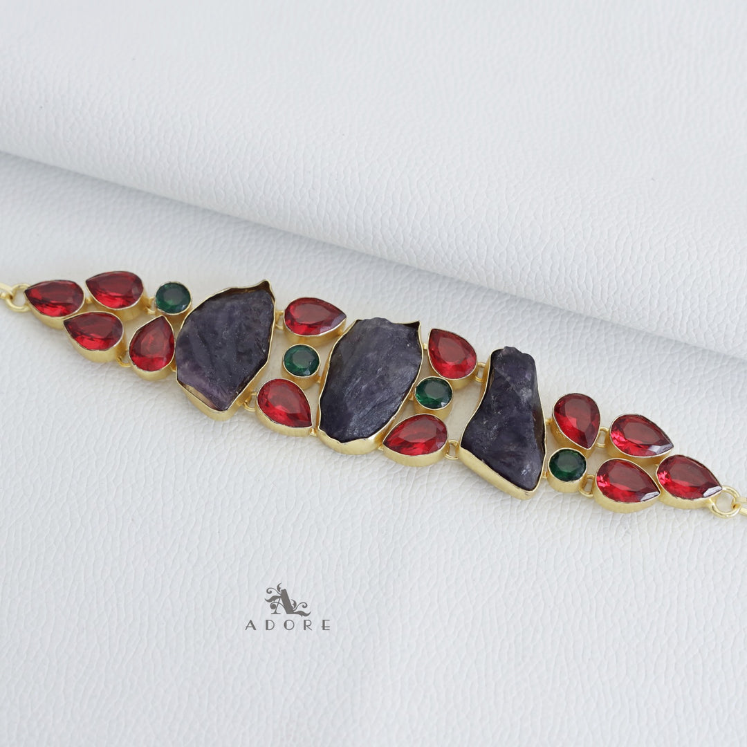 Vaidha Choker
