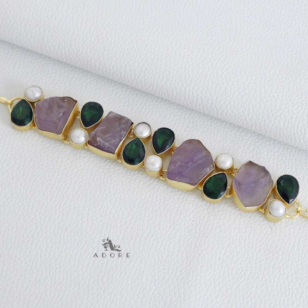 Flavina Choker