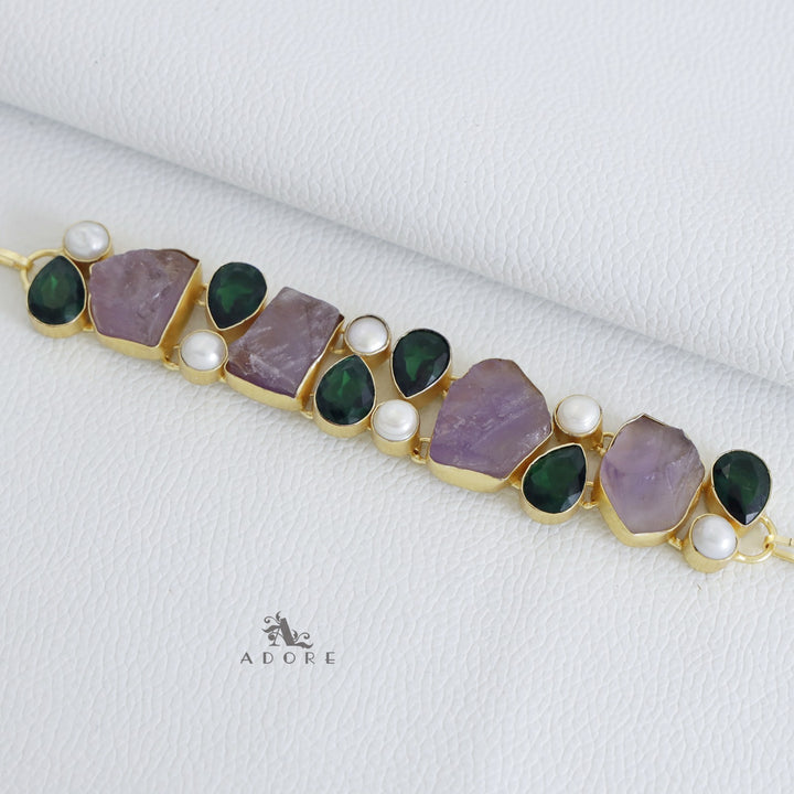 Flavina Choker