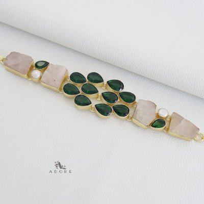 Daayini Choker