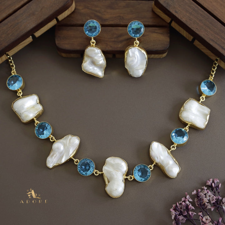 Baroque Round Glossy Short Neckpiece / Choker With Earring