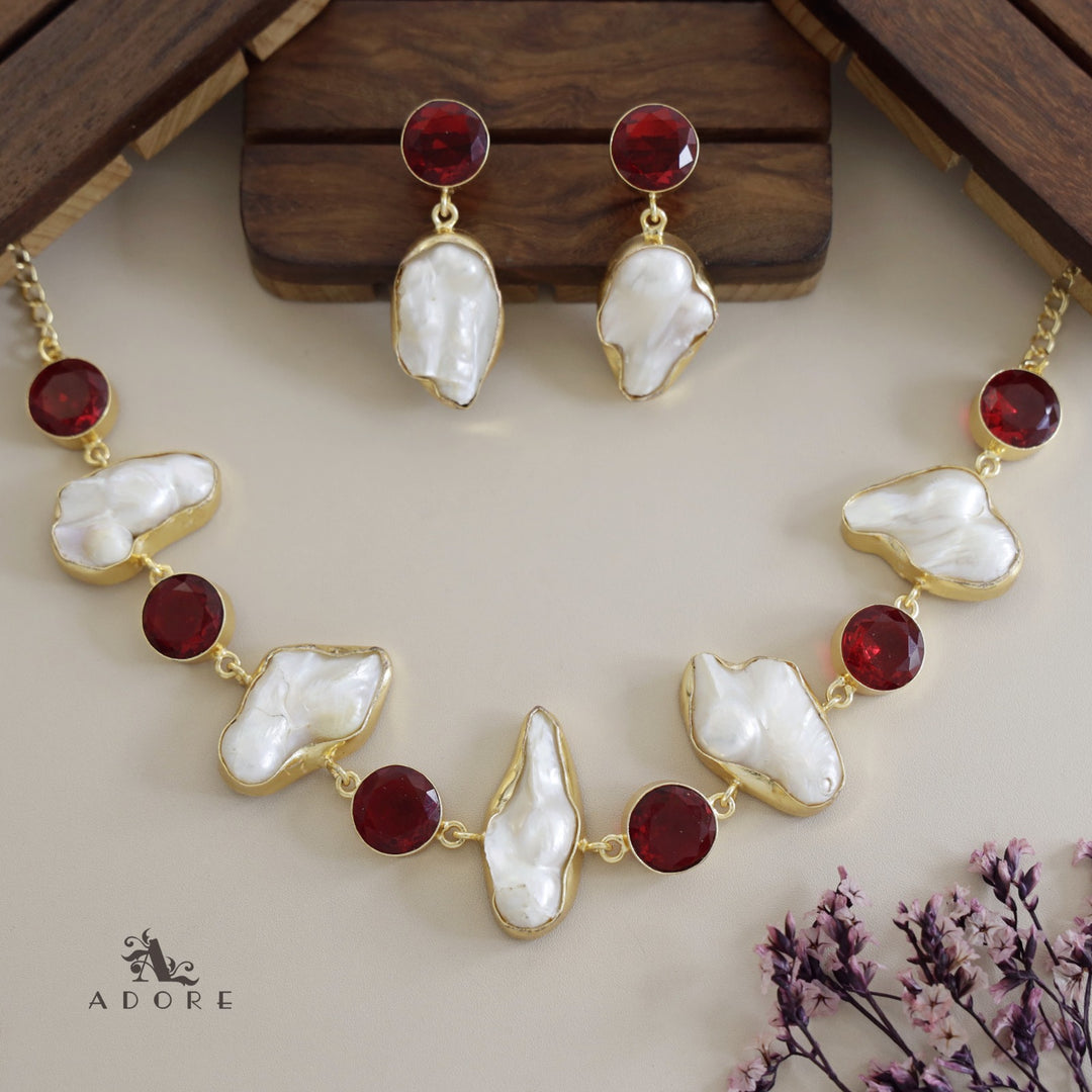 Baroque Round Glossy Short Neckpiece / Choker With Earring
