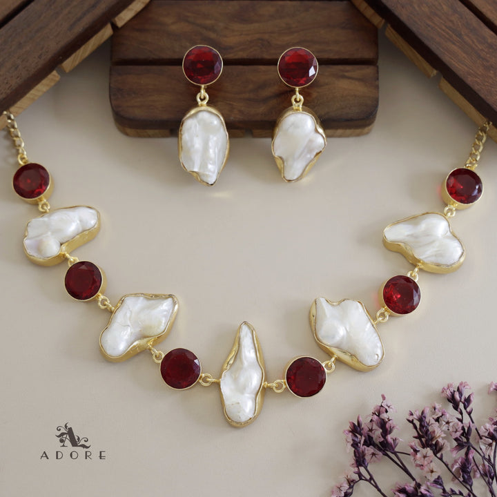 Baroque Round Glossy Short Neckpiece / Choker With Earring