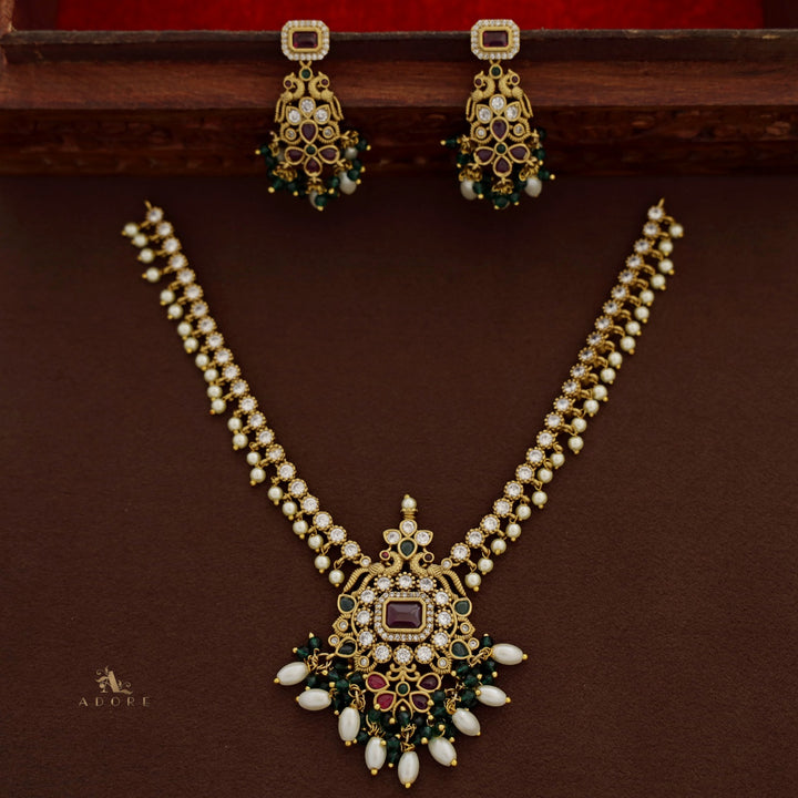 Aadhisree Short Neckpiece With Earring