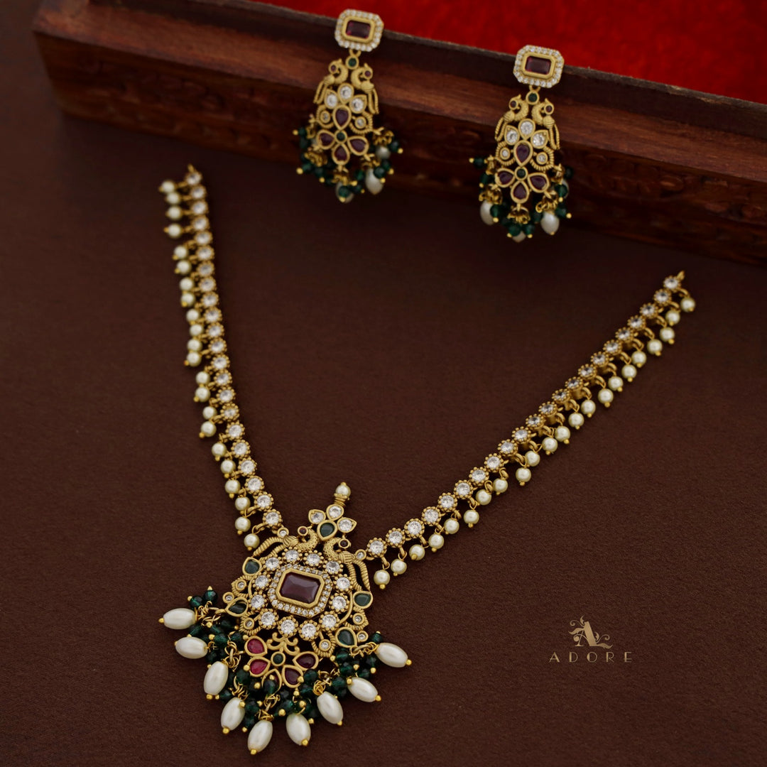 Aadhisree Short Neckpiece With Earring