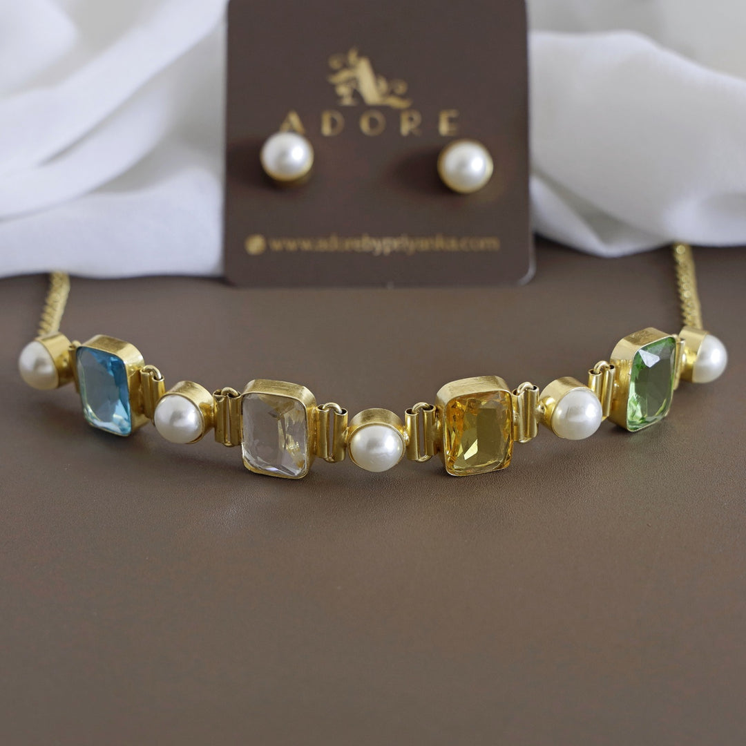 Hima Glossy Rectangle Pearl Choker With Pearl Stud