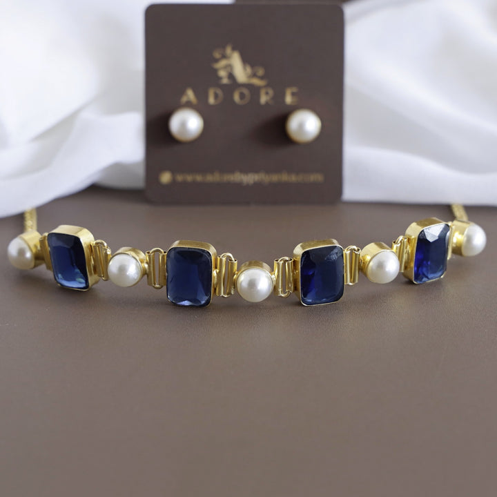 Hima Glossy Rectangle Pearl Choker With Pearl Stud