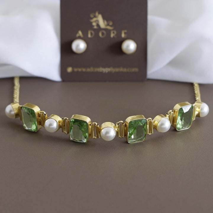 Hima Glossy Rectangle Pearl Choker With Pearl Stud