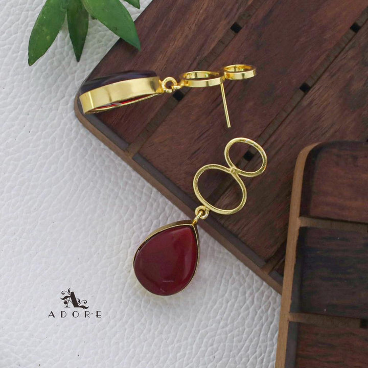 Golden Dual Oval Glossy Drop Earring
