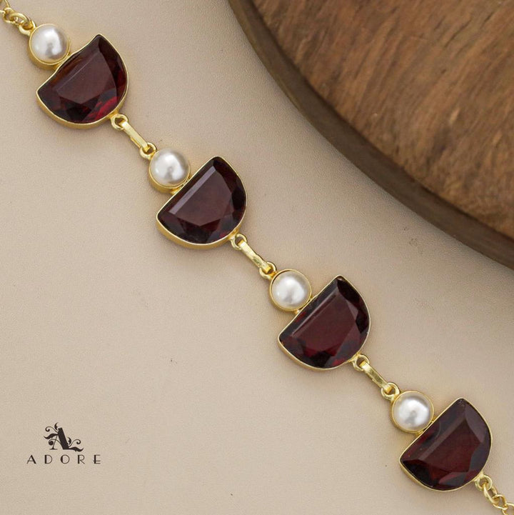 Semi Circle Glossy Pearl Choker