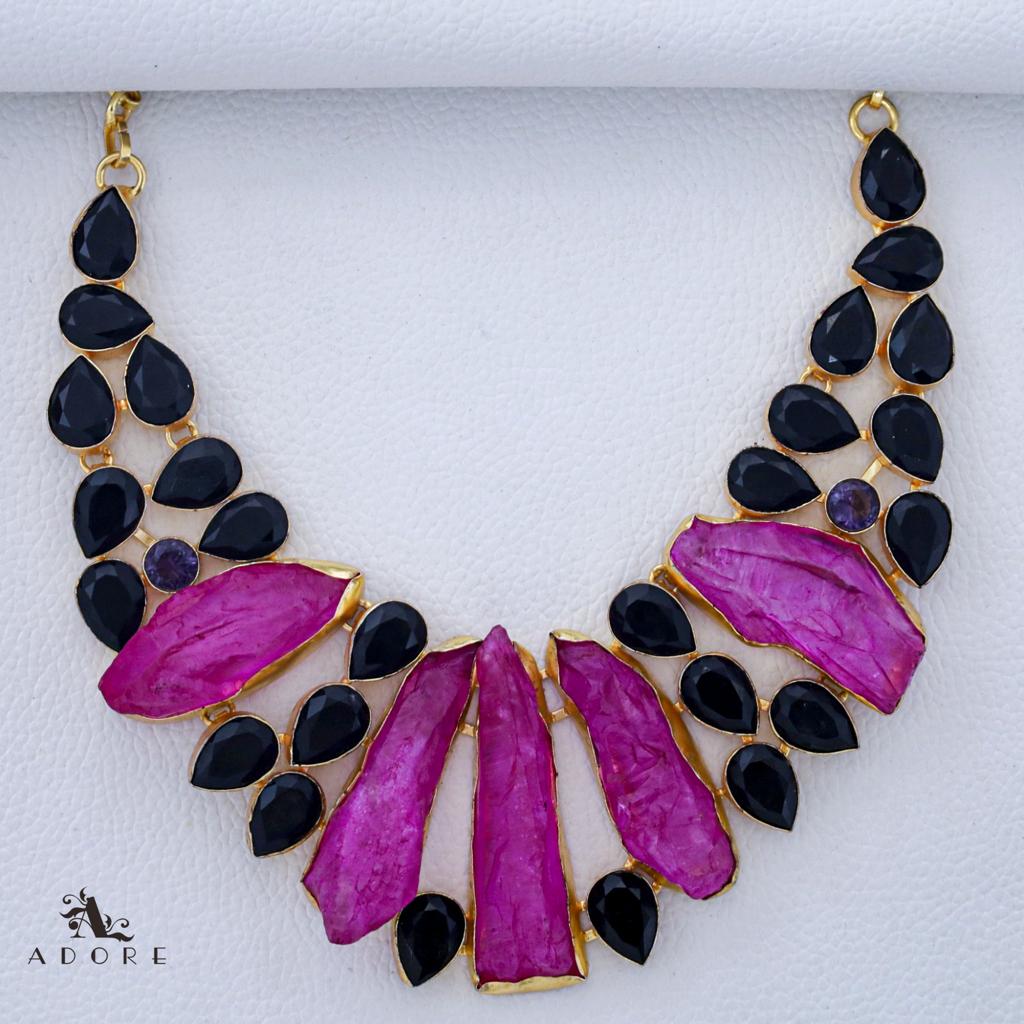 Manasvi Neckpiece