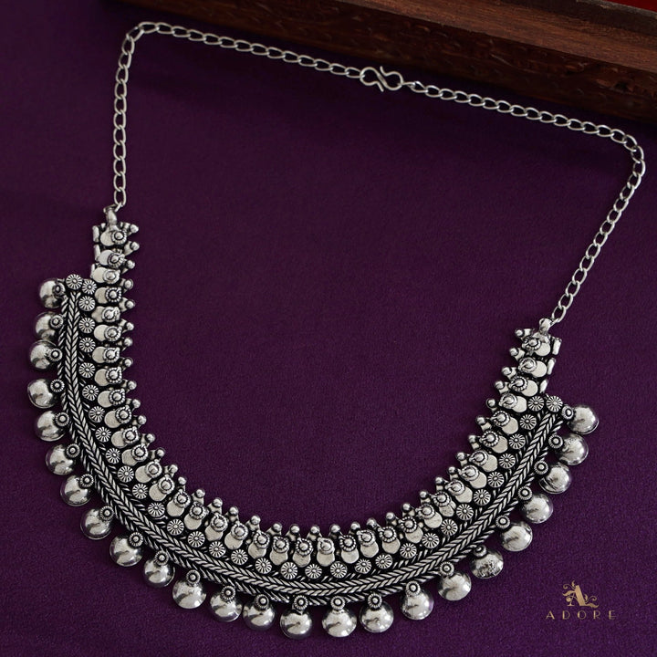Yogitha Short Neckpiece