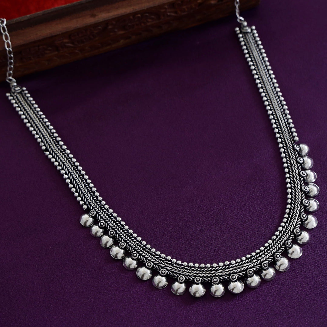 Shafzia Long Neckpiece