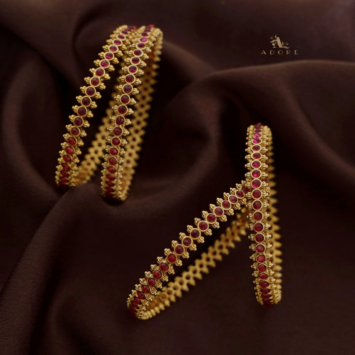 Aakruthy Bangle (Set of 4 )